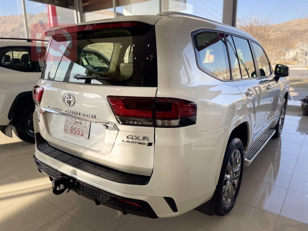 تويوتا لاندكروزر